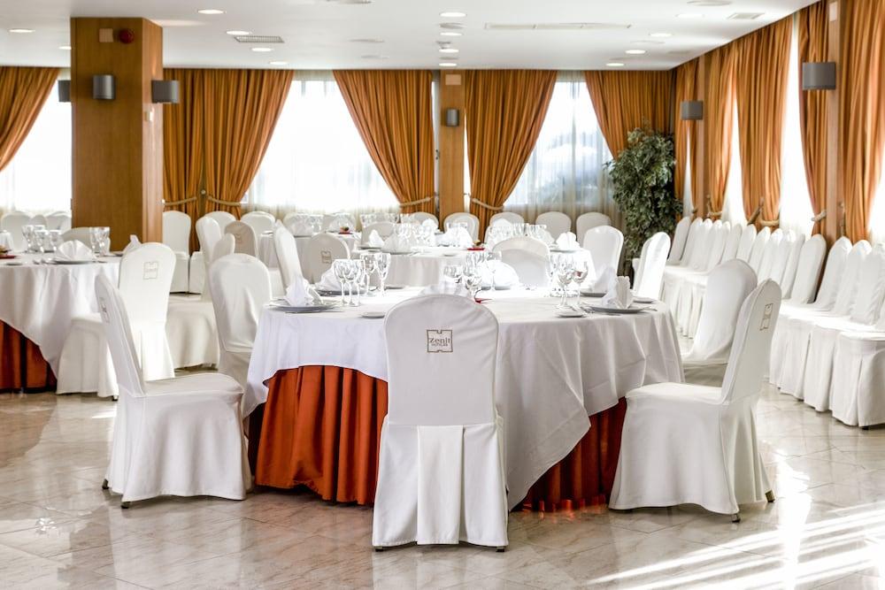 Zenit Logrono Hotell Exteriör bild