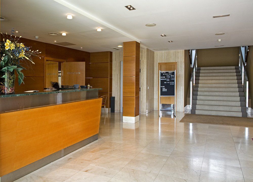 Zenit Logrono Hotell Exteriör bild